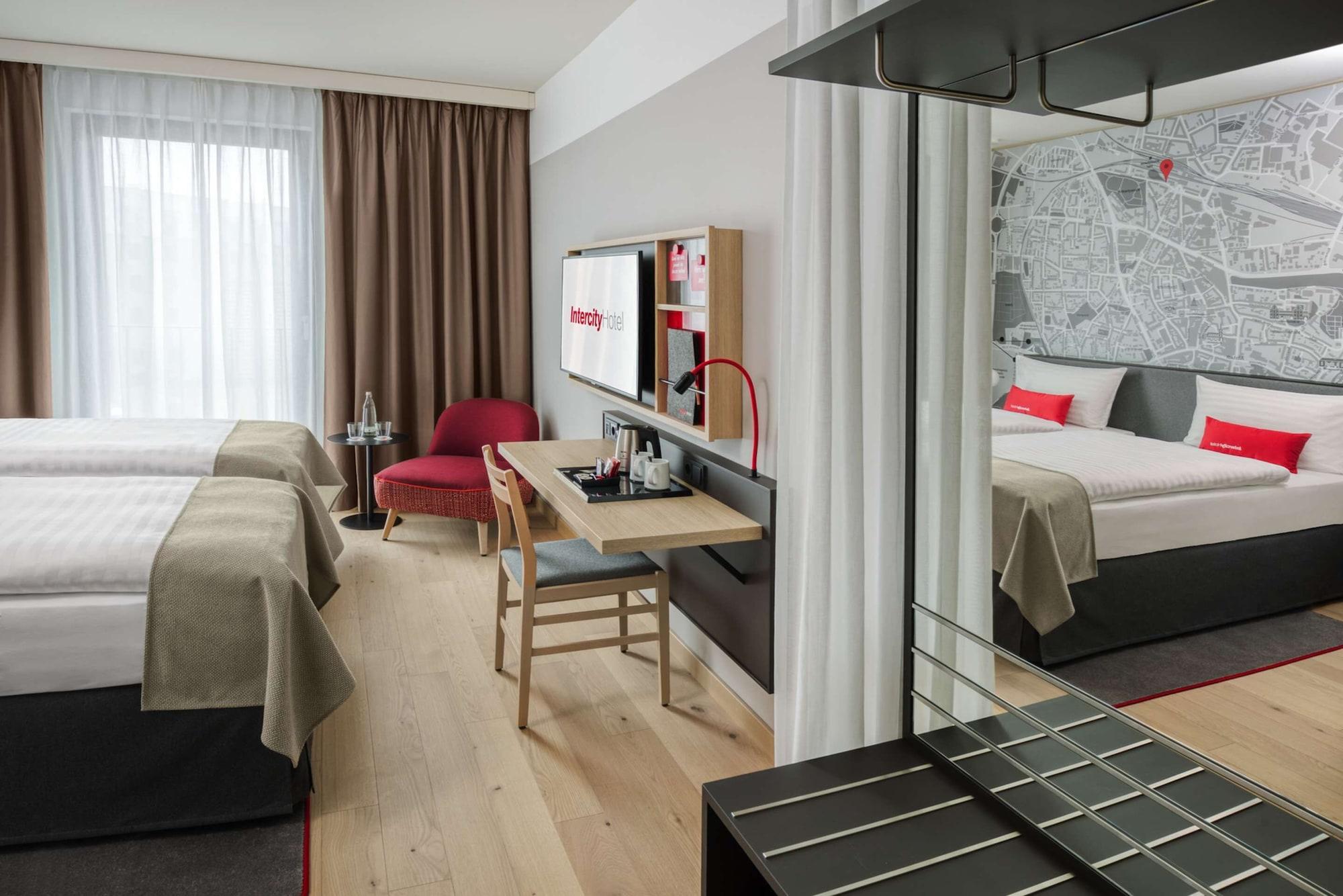 Intercityhotel ヒルデスハイム エクステリア 写真