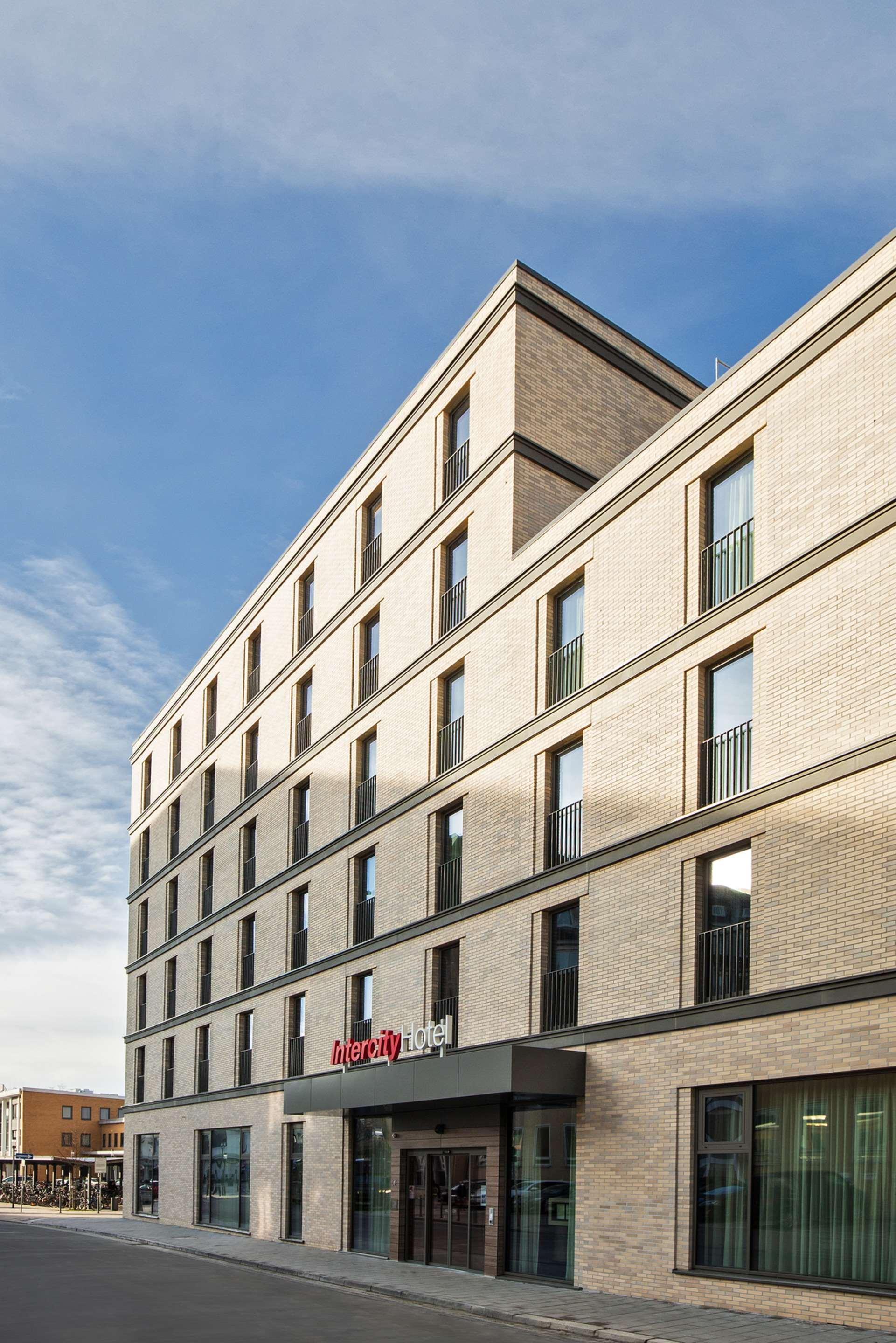 Intercityhotel ヒルデスハイム エクステリア 写真