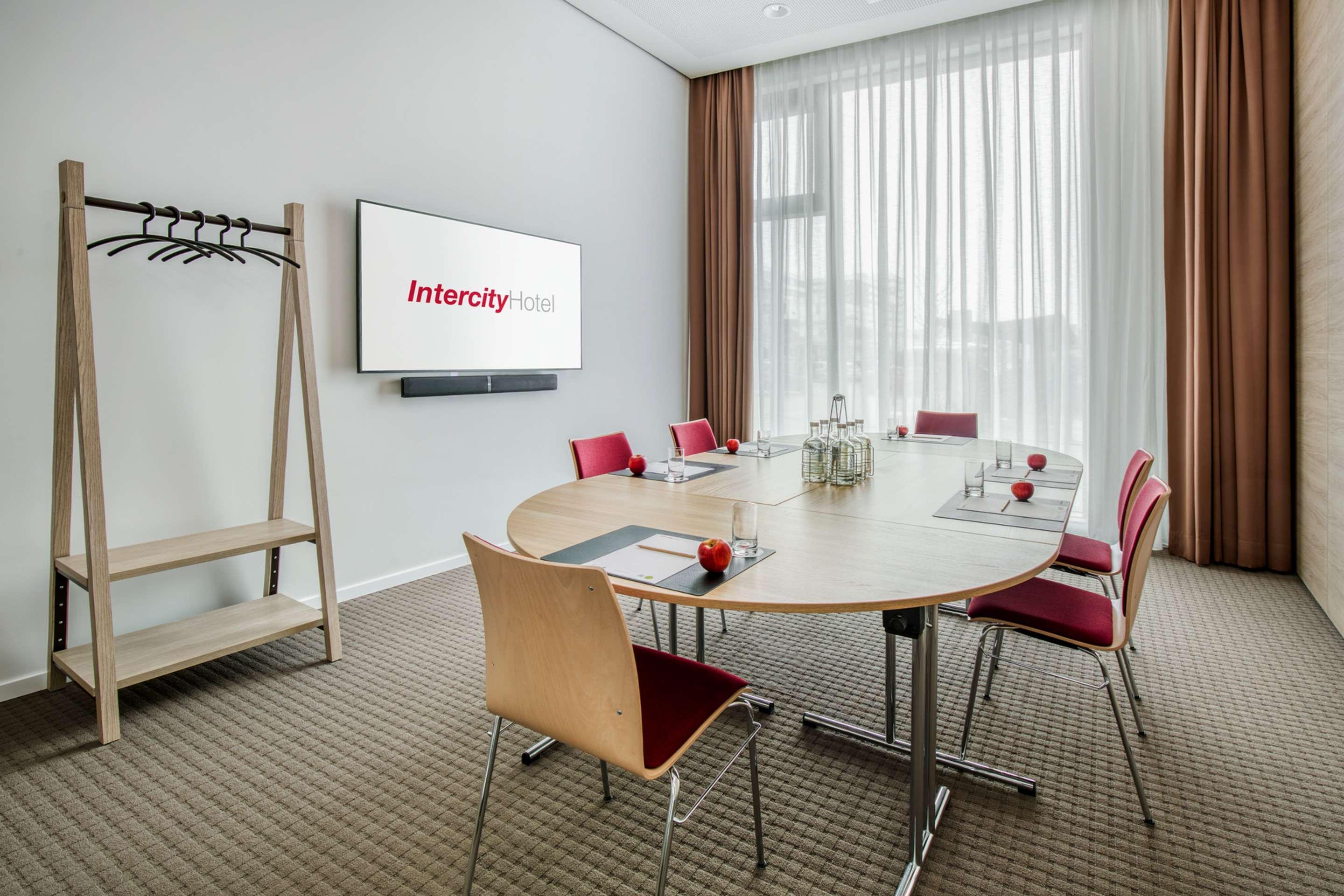 Intercityhotel ヒルデスハイム エクステリア 写真